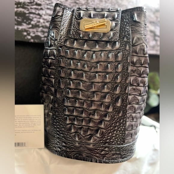 ??NWT-BRAHMIN Melbourne Collection
Maddie Nocturnal Sling Backpack?? main image 6